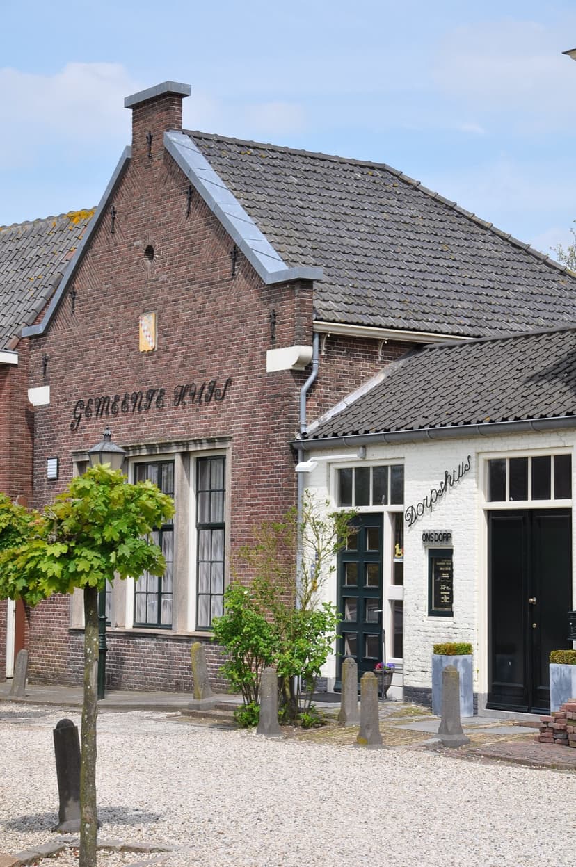 Het oude gemeentehuis van Polsbroek